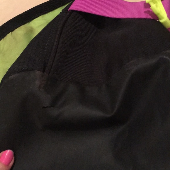 Adidas one shoulder bag/backpack - Picture 9 of 11